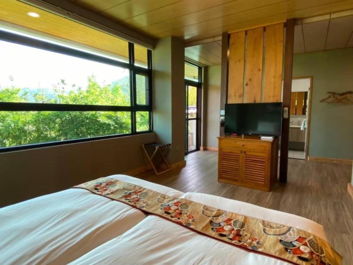 Roaming Cloud Sun Moon Lake B&B Yuchi Exterior foto